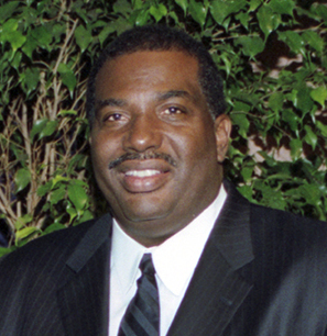 Royce West at UTA Distinguished Alumni Gala (10018381) (cropped)