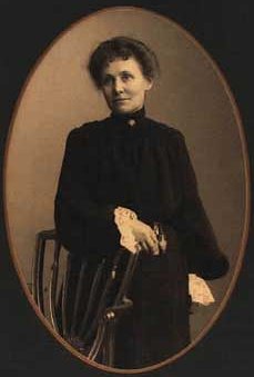 Louise Nørlund by Laurberg.jpg