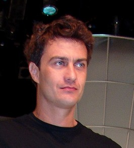 Gabriel Braga Nunes (direita).jpg