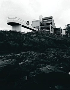 Casa de la punta. View from coast