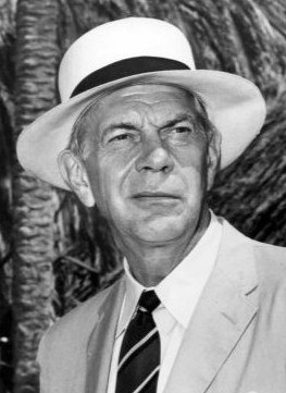 Raymond Massey 1961 (cropped).JPG