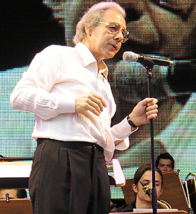 Lalo schifrin (cropped) (2).jpg