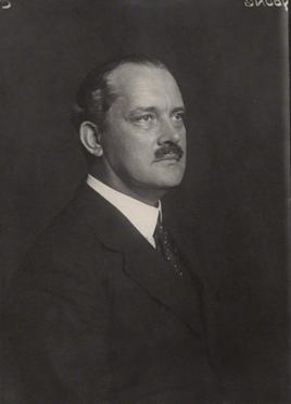 Hubert Winthrop Young.jpg