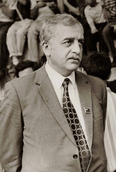 Zviad Gamsakhurdia, Tbilisi, 1988.jpg