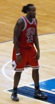 Chris Richard Bulls 2009 5.jpg