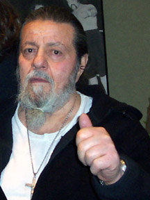 Lou Albano and a fan crop.jpg