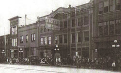 Englert theatre Iowa historical.jpg