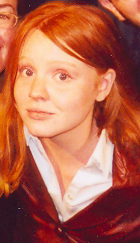 Lauren Ambrose 2000.jpg