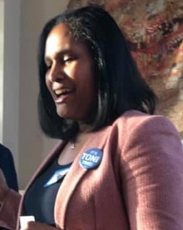 Alderman Sophia King (cropped).jpg