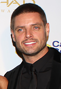 Keith Duffy 2012 (cropped).jpg