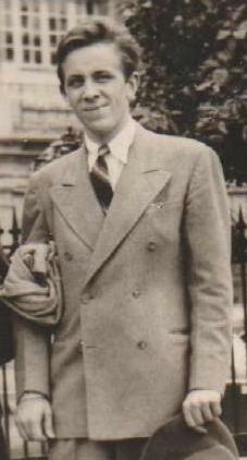 Peter Taylor in 1941 (cropped)