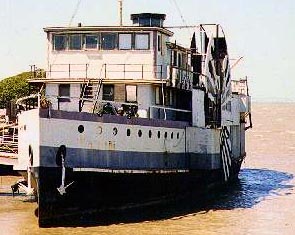 Sherman with paddle wheel cropped