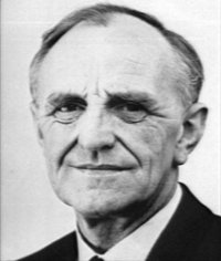 Donald Winnicott.jpg