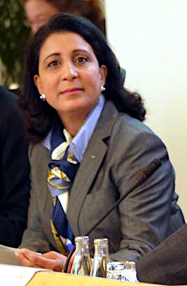 Nawal El Moutawakel (cropped)