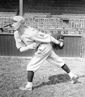 Bill doak pitcher.jpg