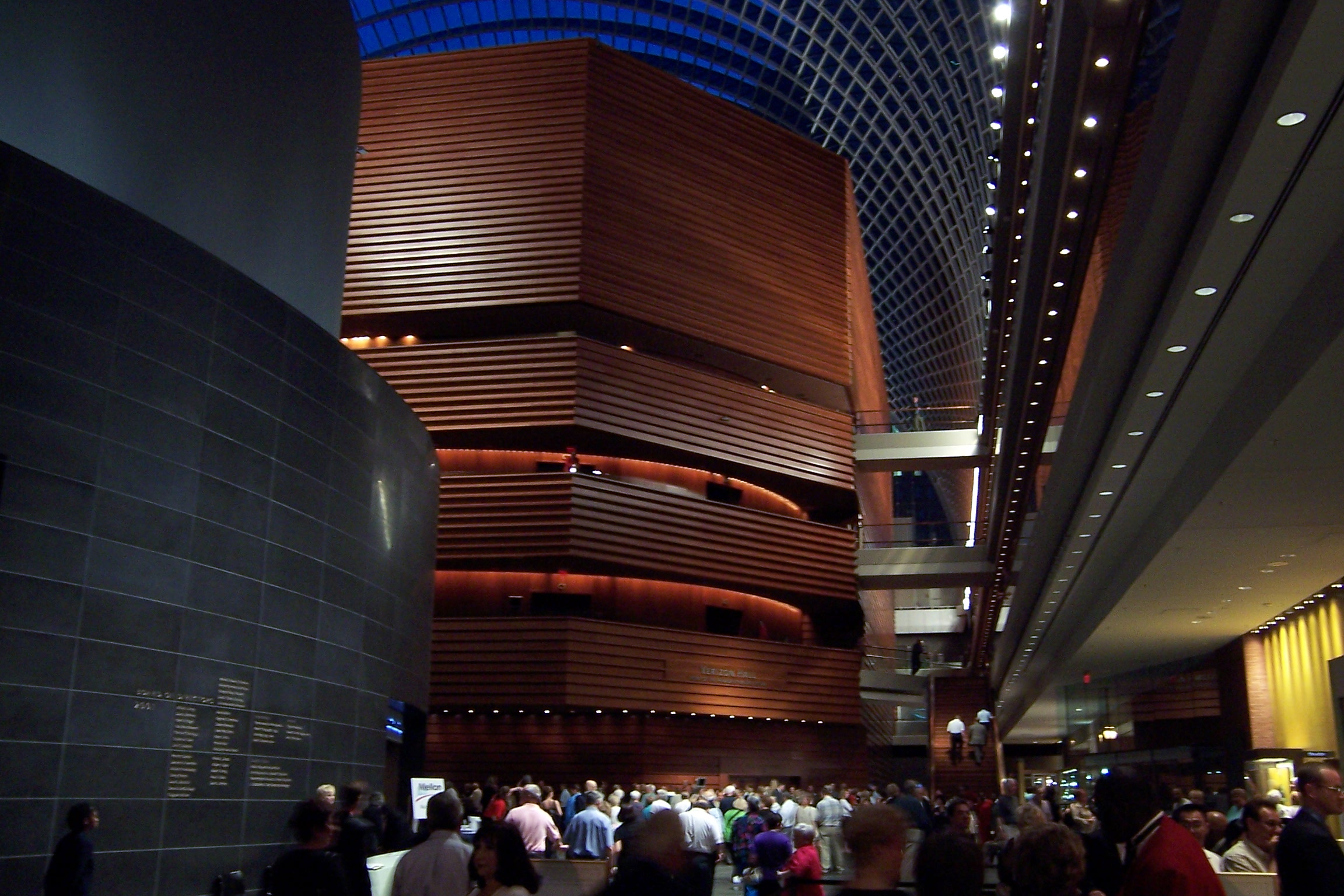 thumbKimmel Center for the Performing Arts at 300 South Broad Street