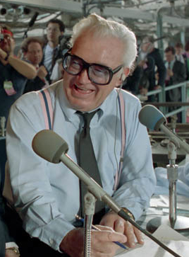 Harry Caray 1988.jpg