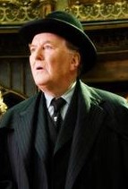 Robert Hardy as Cornelius Fudge.jpg