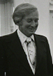 Jay Van Andel 1975.jpg