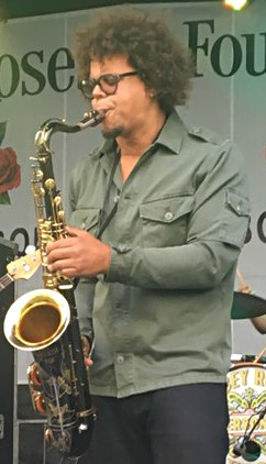 Jake Clemons (1) (cropped).jpg