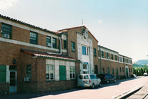 La Grande station, Jun 2003.jpg