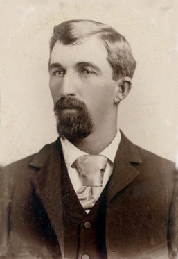 Edward Landers Drew circa 1905.jpg