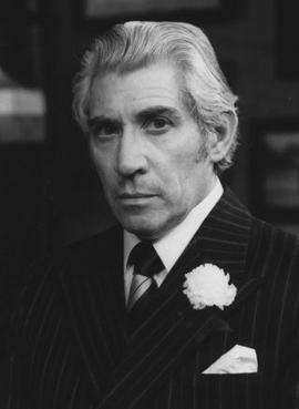 Frank Finlay.jpg