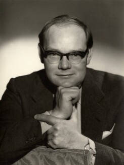 Cliff Michelmore.jpeg