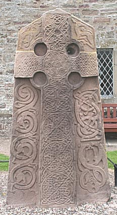 Aberlemnokirkyardcropped