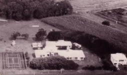 Aerial view of Elliott Heads State School, 1973