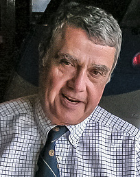 David Gunn, President and CEO of Amtrak, on Acela train platform at Washington's Union Station (cropped).jpg