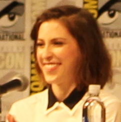 Eden Sher (cropped).jpg