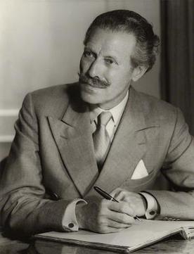 Robert Mortimer Wheeler by Howard Coster.jpg