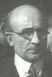 Salvador de Madariaga y José María Cantilo en la Sociedad de las Naciones (cropped).jpg