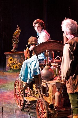 Anneliesevanderpol as belle in beautyandthebeast