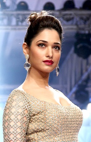 Tamannaah Bhatia at Lakme Fashion Week,2015