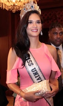 Miss Universe 2015 Pia Wurtzbach 071816 (cropped)