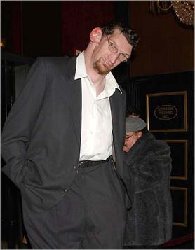 Matthew McGrory.jpg