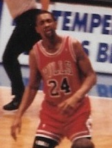 Bill Cartwright - Chicago Bulls, March 28, 1991 (cropped)