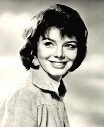 Janet Munro.jpg