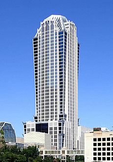 Charlotte hearst tower