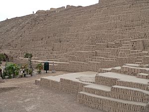 Huaca Pucllana 1