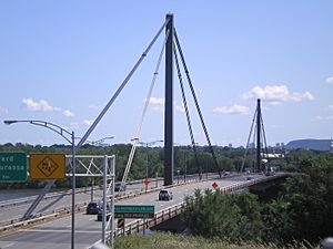 Papineau-Leblanc Bridge.jpg