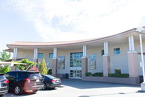 San Carlos Library