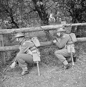 The British Army in the United Kingdom 1939-45 H9990