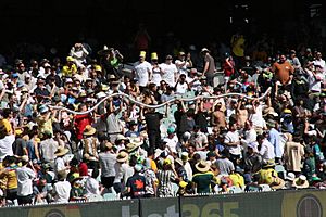 Beer cup stacking at the MCG