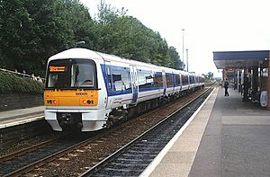 Chiltern train at Kidderminster.jpg