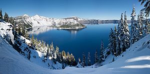 Crater Lake winter pano2