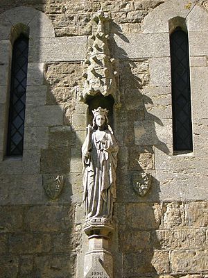 Eleanor of Castile - geograph.org.uk - 43729