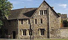 Holywell manor.jpg